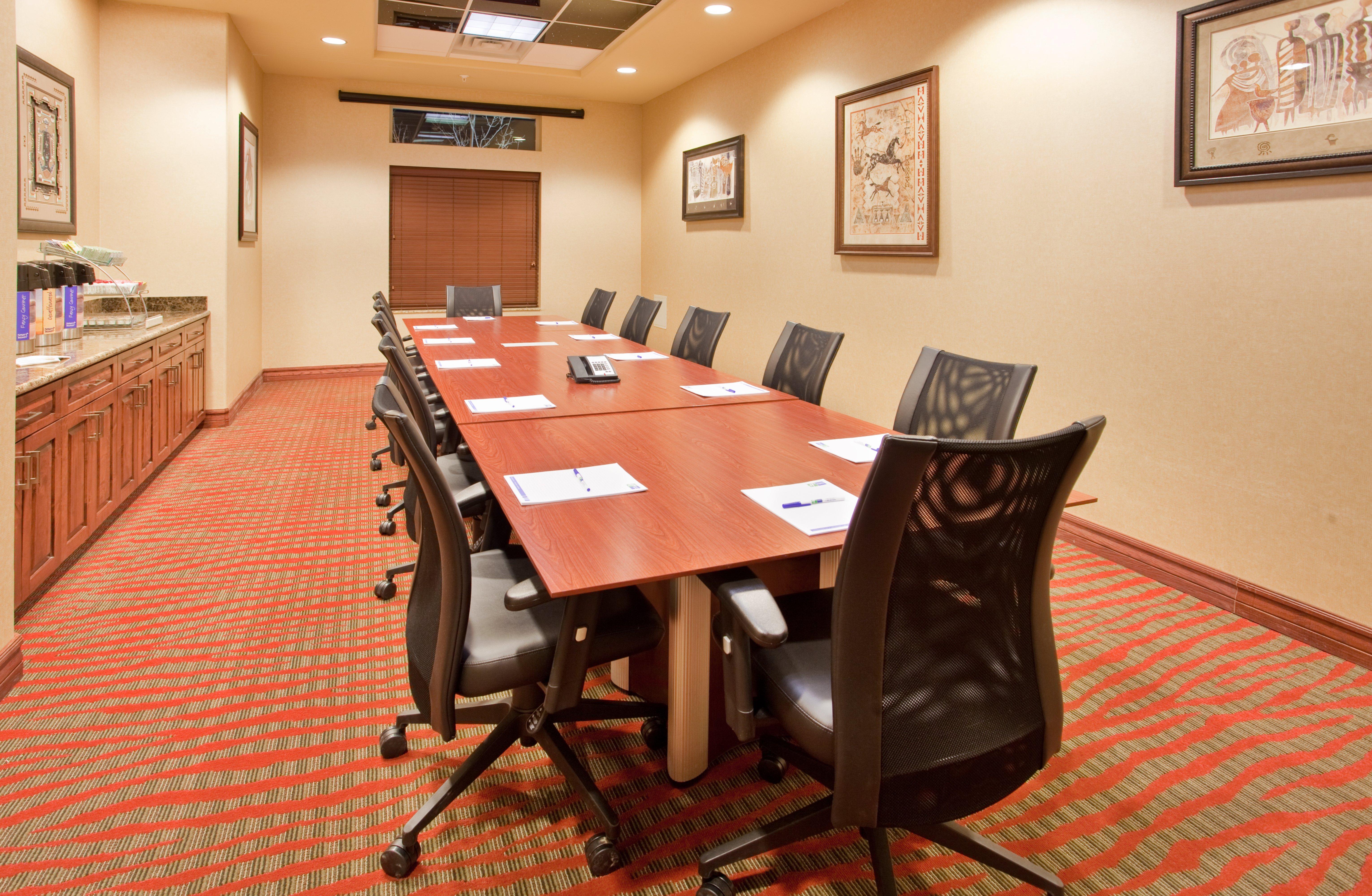Holiday Inn Express & Suites Gallup East By Ihg Buitenkant foto