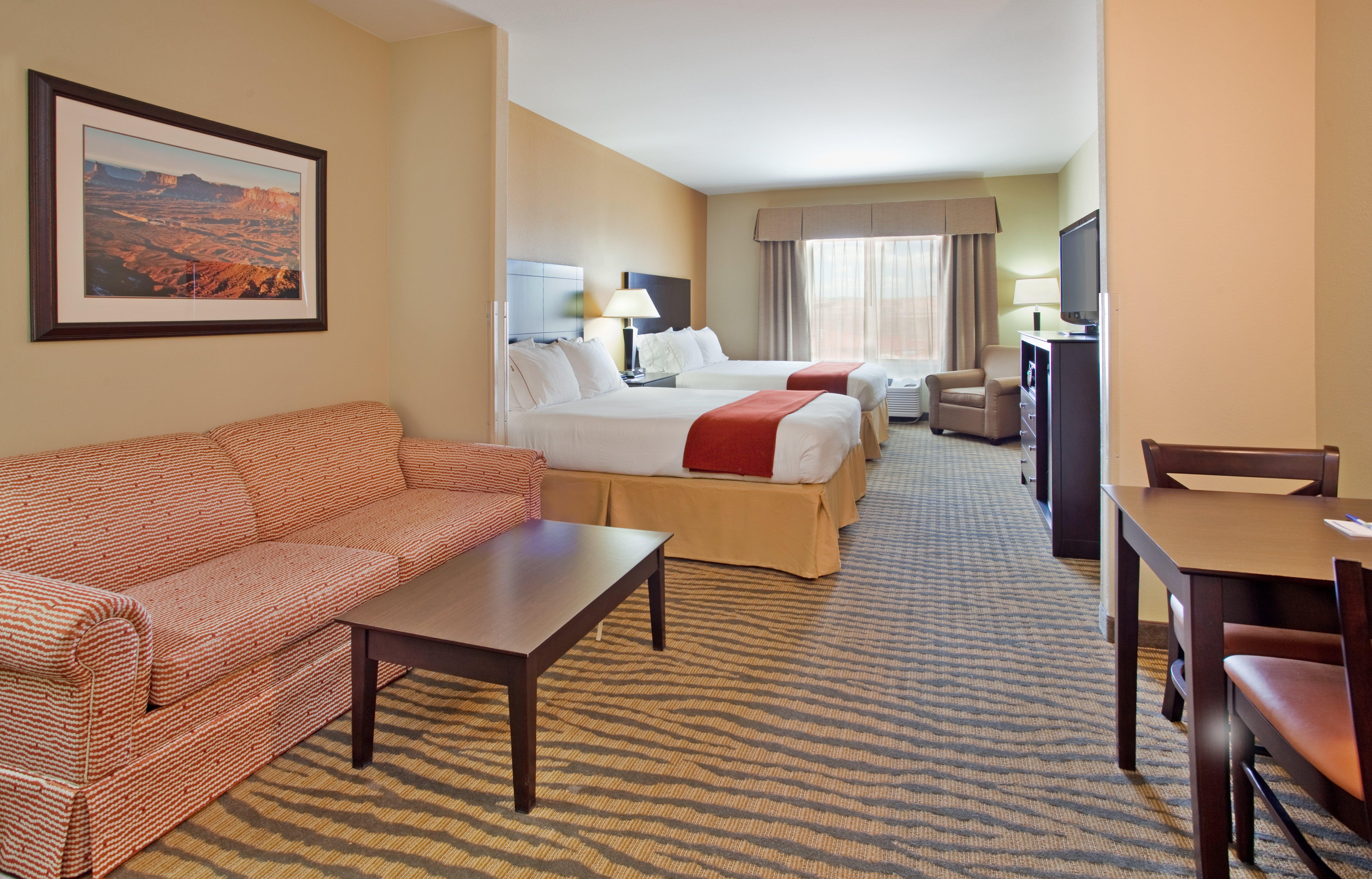 Holiday Inn Express & Suites Gallup East By Ihg Buitenkant foto